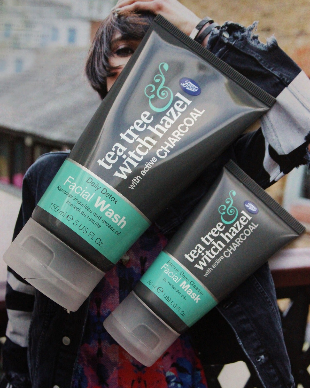 Boots Tea Tree & Witch Hazel Active Charcoal Mask 50ml - AugustSa Shop