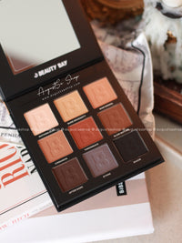 By BEAUTY BAY Nude Matte 9 Colour Palette