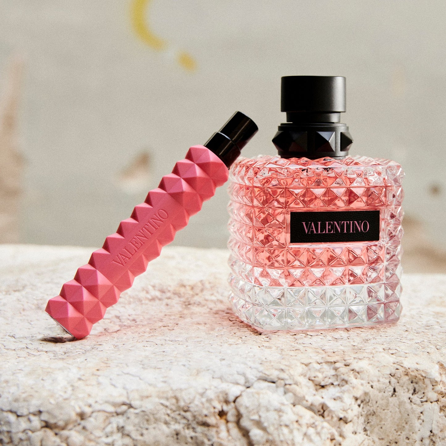 Valentino Donna Born in Roma Eau de Parfum 10ml Spray - AugustSa Shop